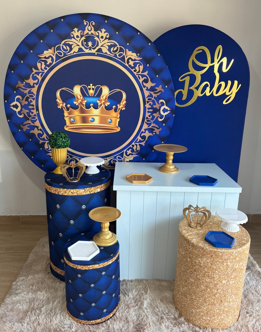 Realeza Menino Com Painel Romano - Gi Festas  Pegue e Monte