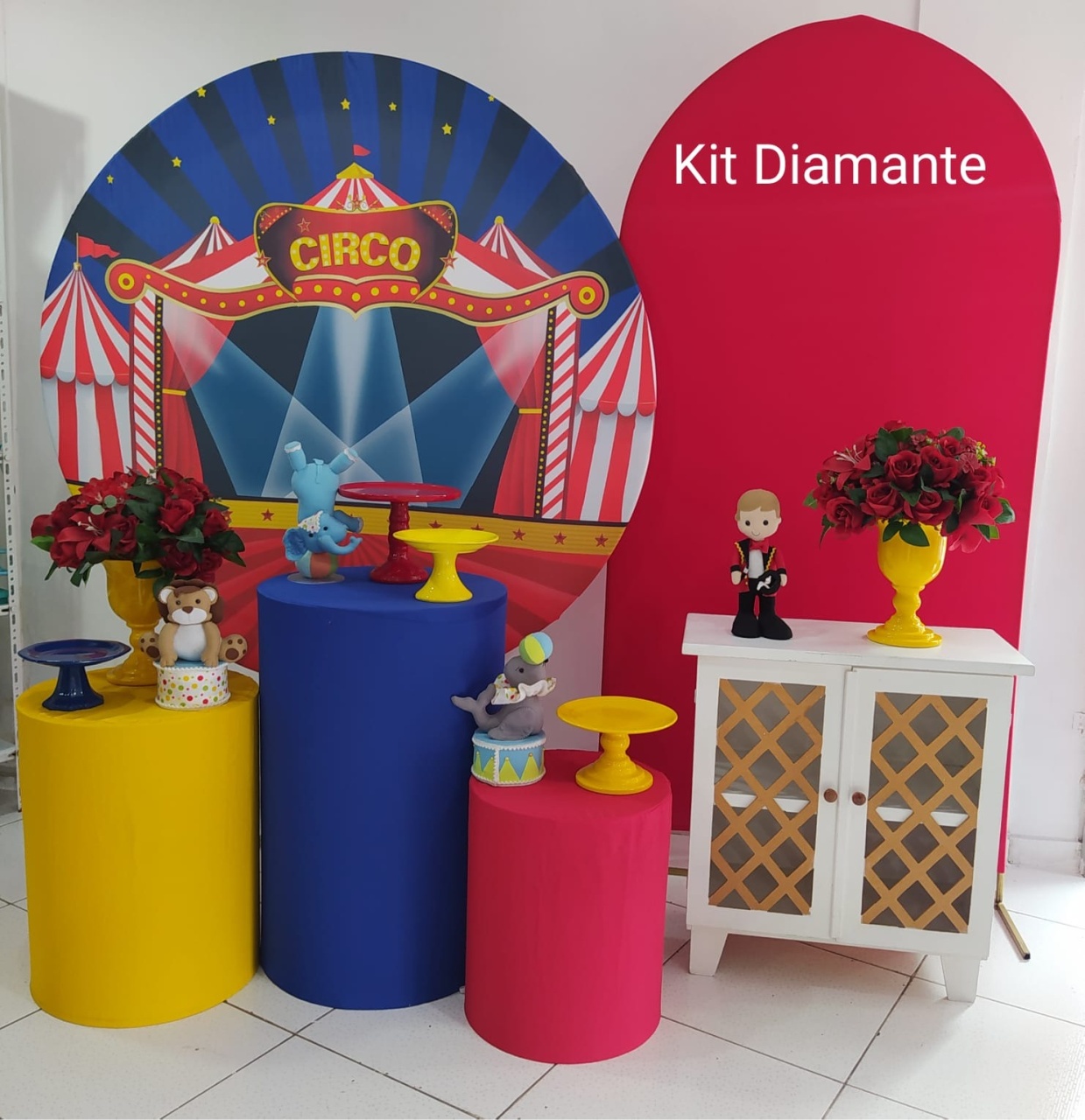 Kit Circo Vermelho Diamante - Inspire Festas