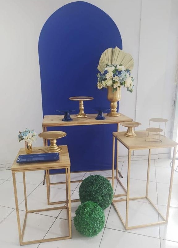 Kit Painel Romano Azul Mesa Cubo Composição - Inspire Festas