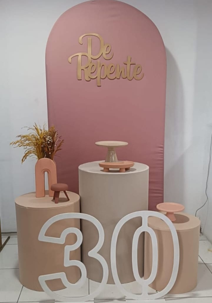  Kit de Repente 30 Rosé Composição - Inspire Festas