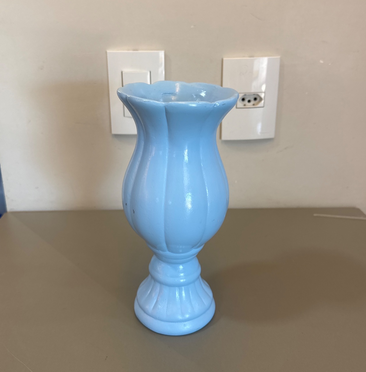 Vaso de Cerâmica Tulipa Azul Bb M - Felicittà Festas
