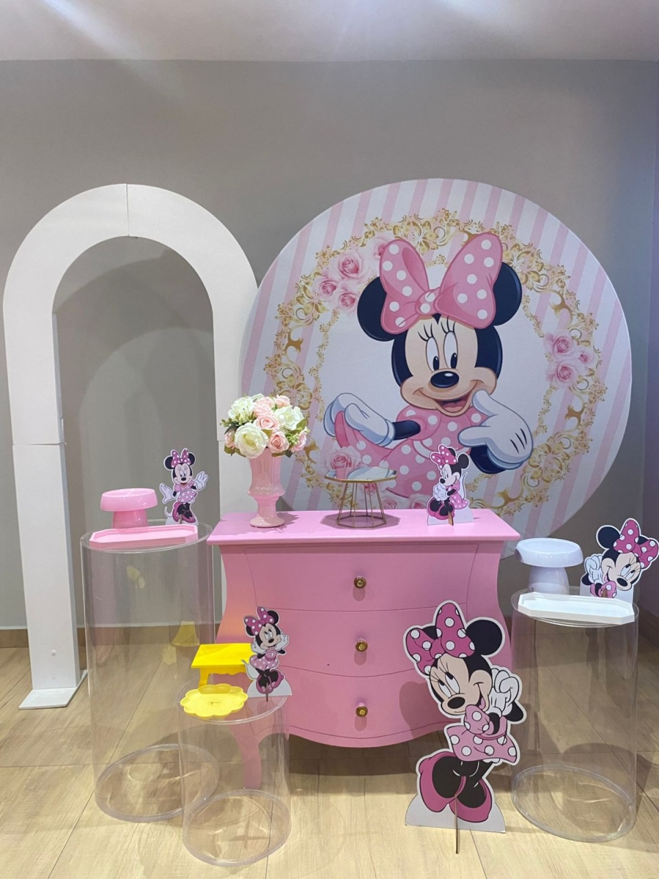 Minnie Mouse Rosa Kit Diamante Com Mesas Acrílicas - Felicittà Festas