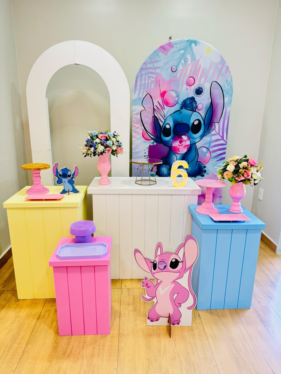 Stitch Composição Diamante Mesas Cubo - Felicittà Festas