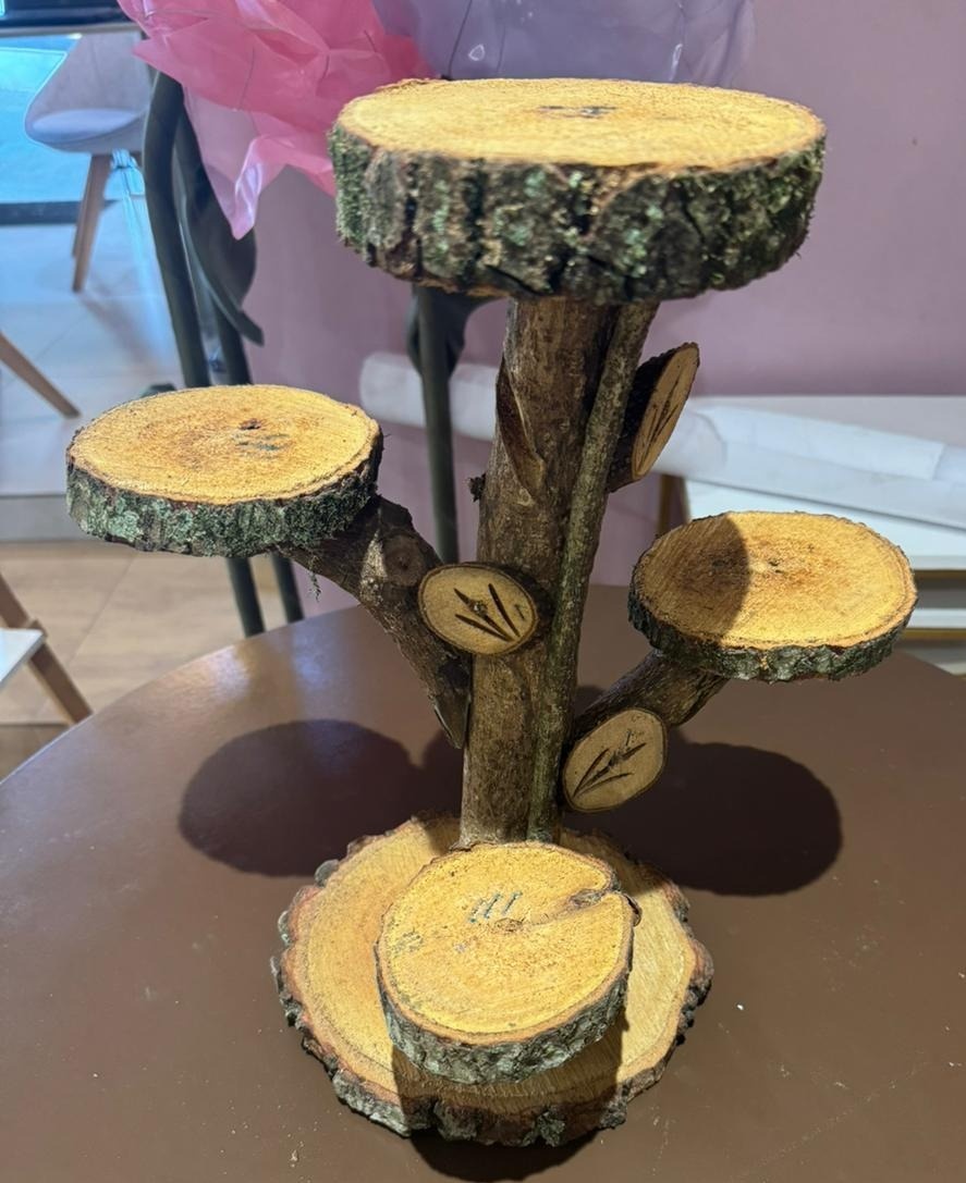 Suporte Tronco de Madeira Para Doces - Felicittà Festas