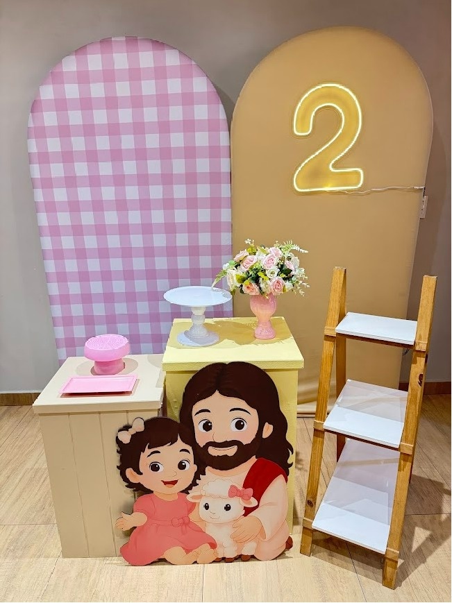 Jesus Meu Melhor Amigo Kit Ouro Romano Com Escada - Felicittà Festas
