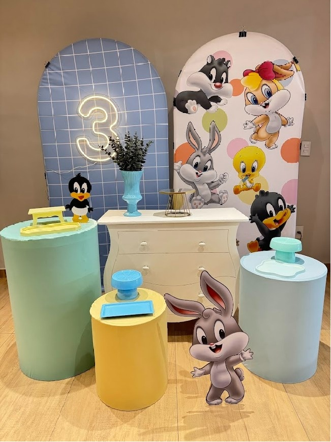 Looney Tunes Kit Diamante Especial Com Display 3D Painel Com Turma Completa - Felicittà Festas