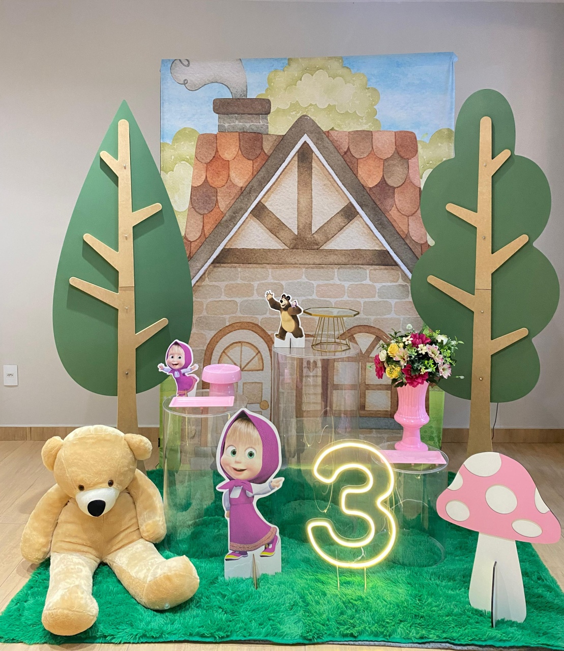Composição Especial Masha E O Urso  - Felicittà Festas