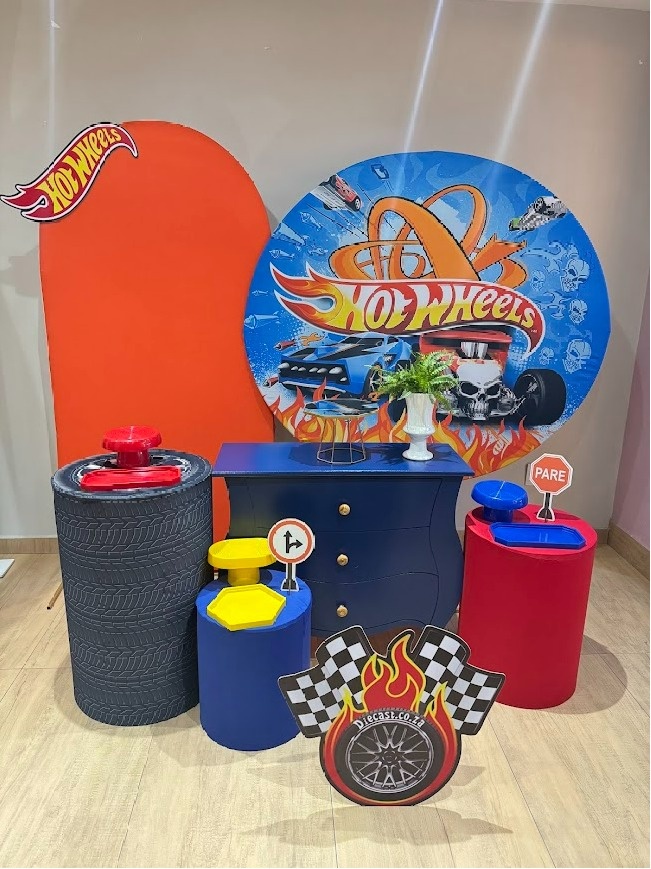 Hot Wheels Kit Diamante Com Mesa Bombe Azul - Felicittà Festas