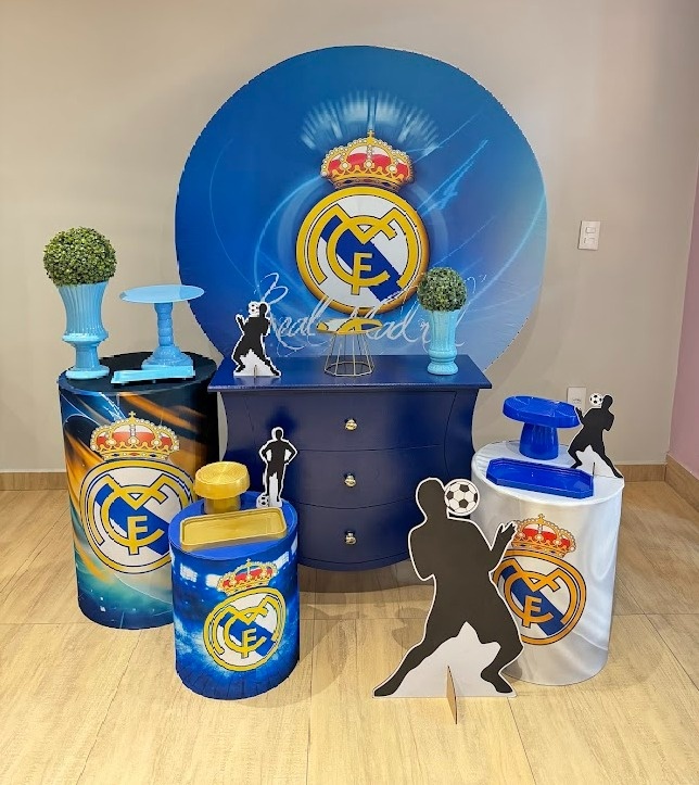 Real Madrid Kit Ouro Mesa Azul Bombe - Felicittà Festas