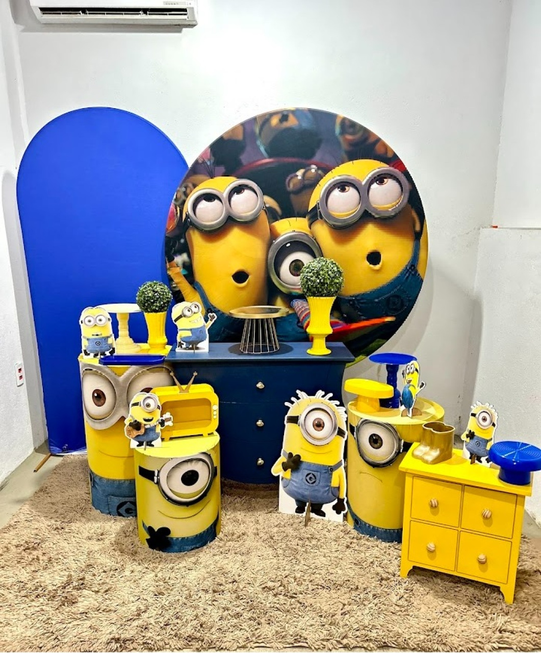 Minions Kit Diamante Com Mesinha P - Felicittà Festas
