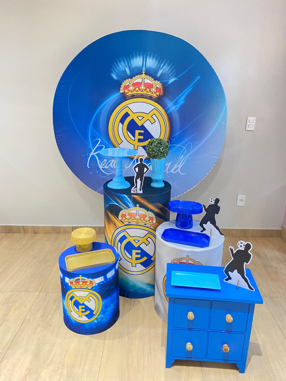 Real Madrid Kit Prata Especial - Futebol - Felicittà Festas