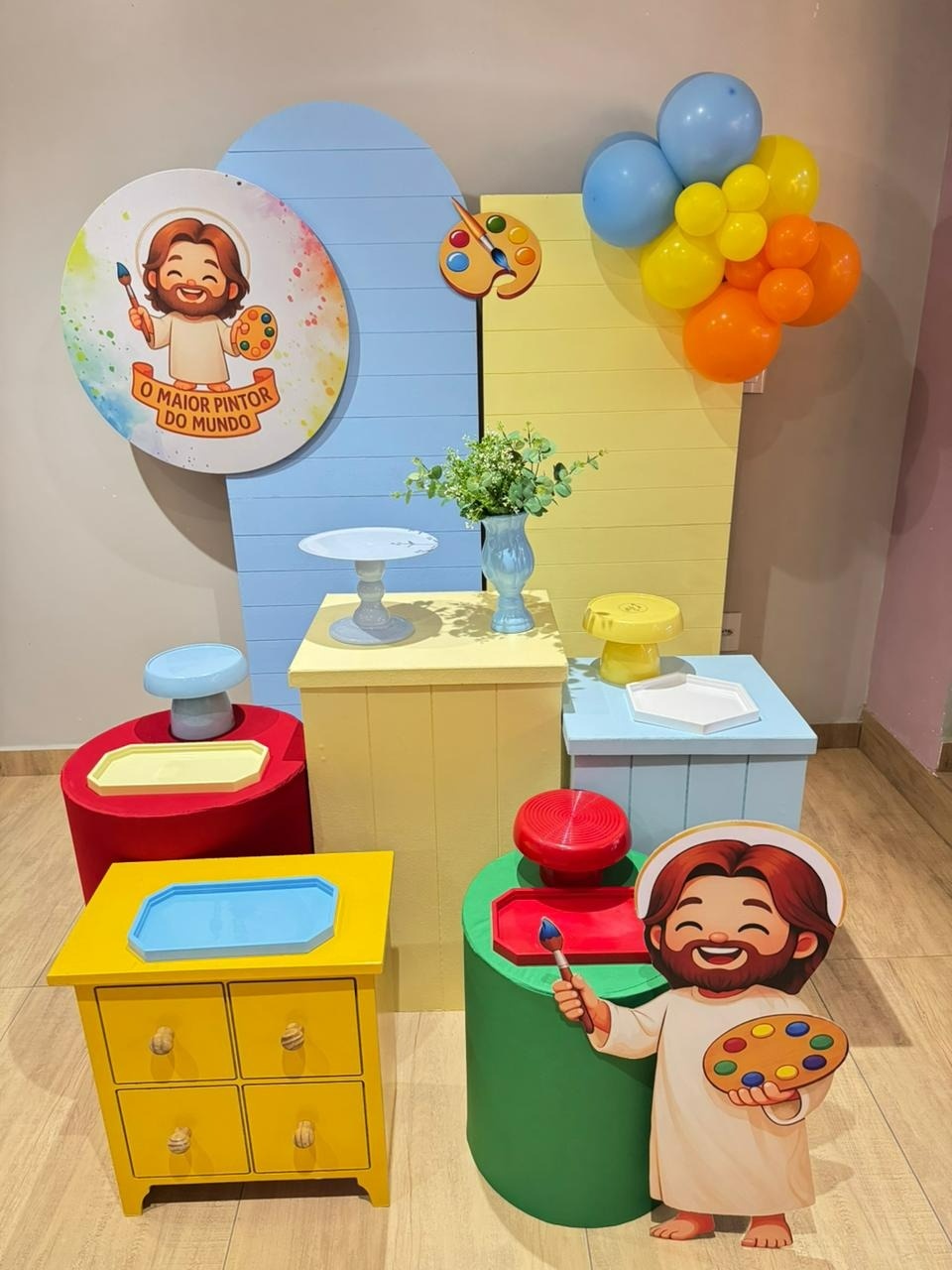 Jesus- Maior Pintor Do Mundo Com Painéis Degradê E Mesas Cubo Mdf - Felicittà Festas