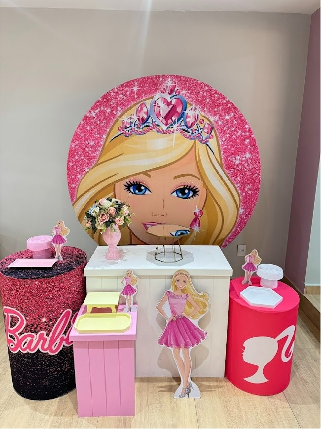 Barbie Kit Ouro Com Mesa Cubo - Felicittà Festas