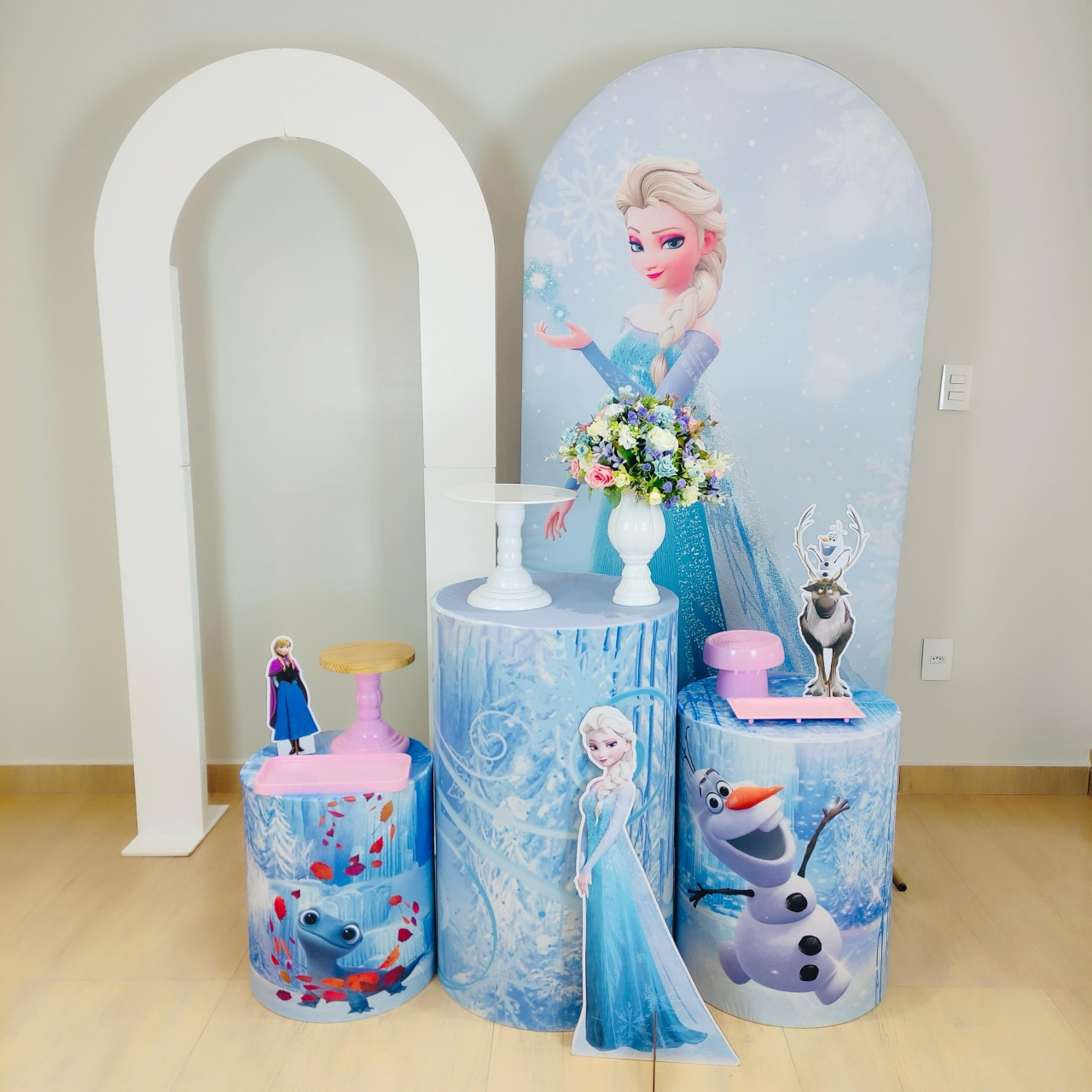 Frozen - Elza Kit Ouro Dois Painéis - Felicittà Festas