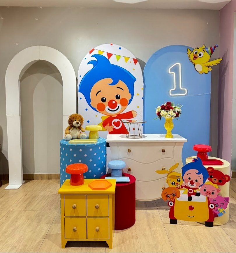 Palhaço Plim Plim Heróis Kit Diamante Mesa Bombe Mesa Extra E Painel Vazado - Menino - Felicittà Festas