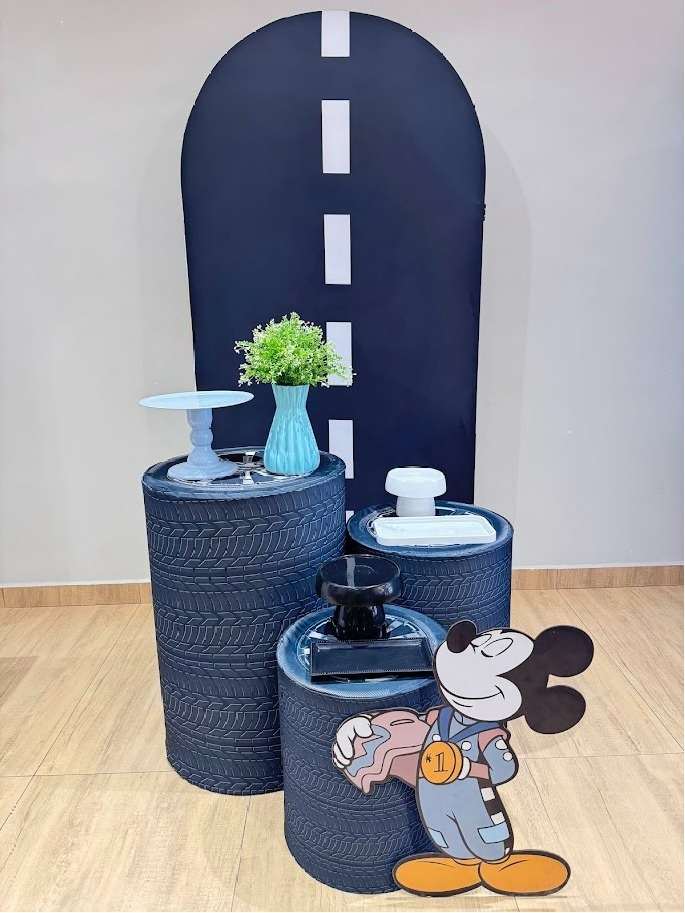 Mickey Corredor Romano Prata Painel Pista - Felicittà Festas