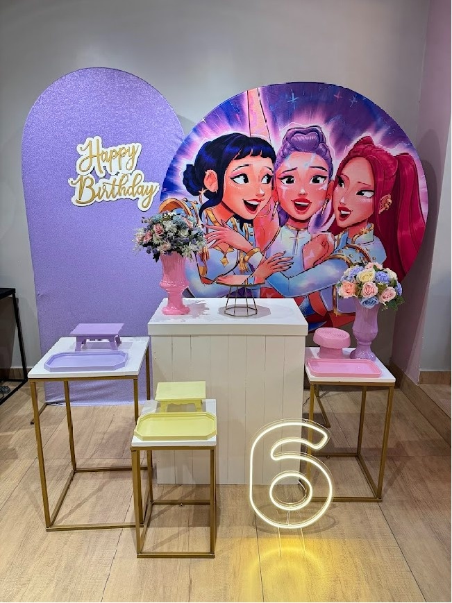 Guerreiras Do Kpop Kit Diamante Mesas de Ferro  - Felicittà Festas