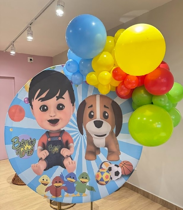 Arco de Balões Express P Para Painel Redondo Com Balões Lisos- Cores A Escolha Tamanho 1M - Felicittà Festas