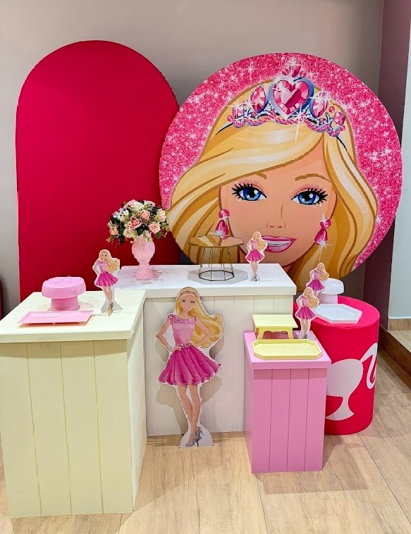Barbie Kit Diamante Com 2 Mesas Cubo - Felicittà Festas