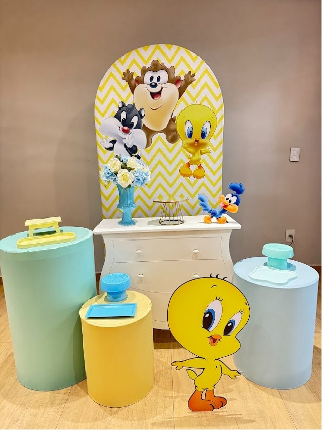 Looney Tunes Kit Ouro Especial Com Display 3D - Felicittà Festas