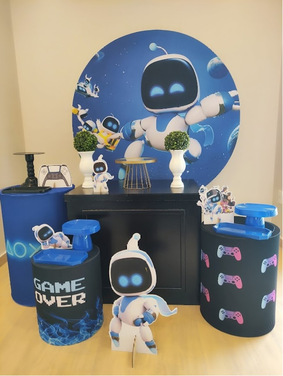 Astro Bot Kit Ouro - Felicittà Festas