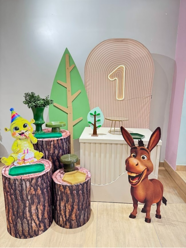 Shrek Kit Ouro Com Árvore - Felicittà Festas
