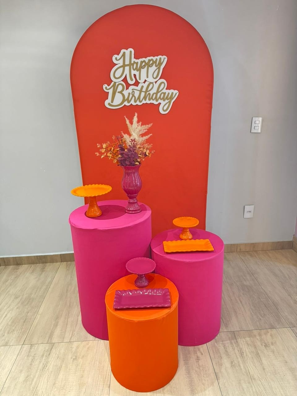 Composição Romano Laranja - Felicittà Festas