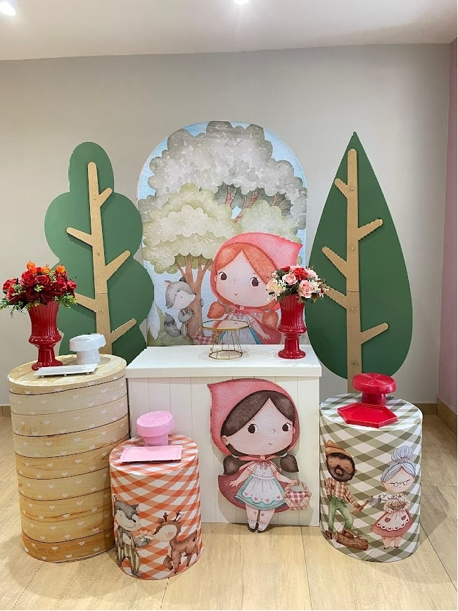 Chapeuzinho Composição Árvore de Mdf Com Cilindros Mdf - Felicittà Festas