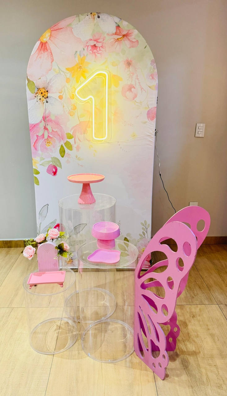 Jardim Rosa Composição Romano Prata - Felicittà Festas