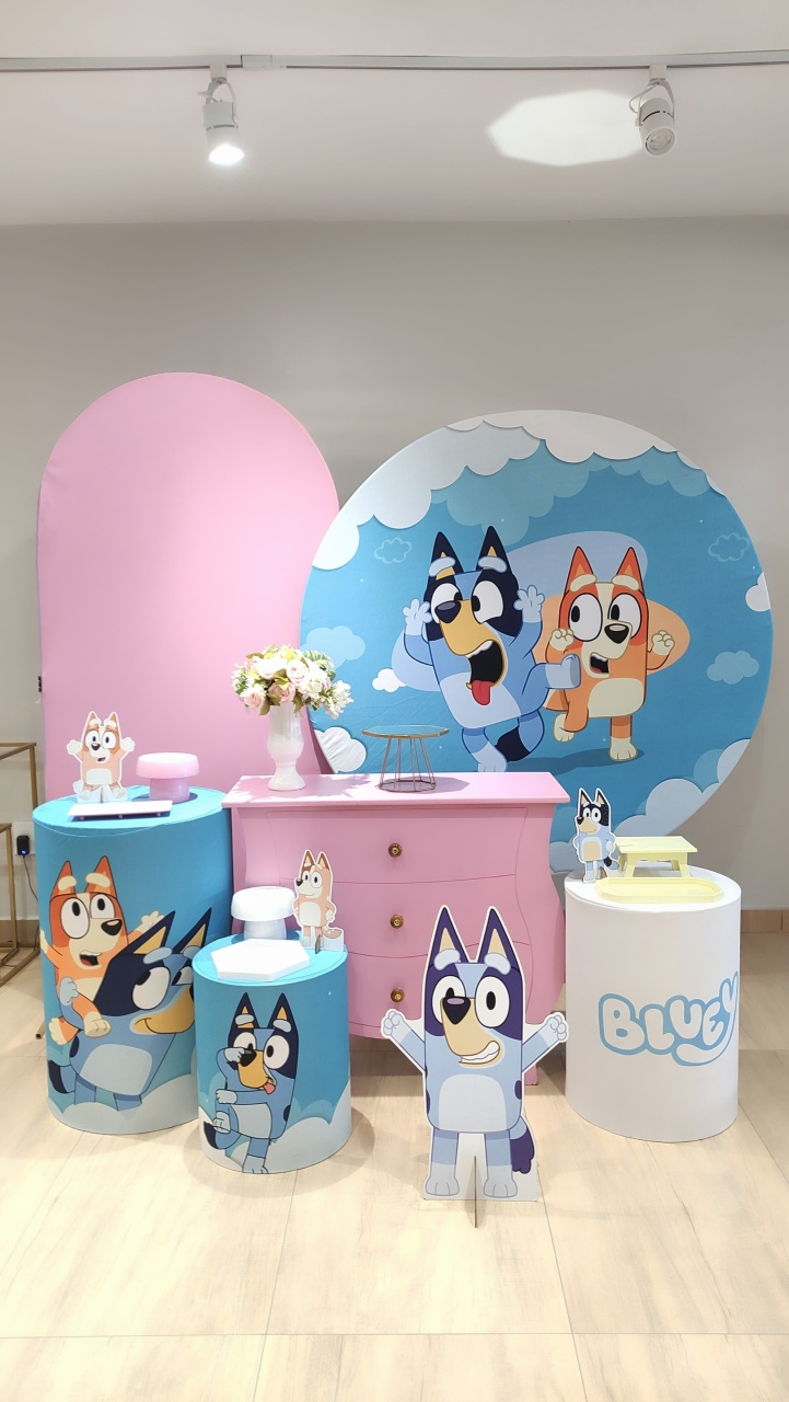 Bluey E Bingo Kit Diamante Menina Com Painel Rosa Cômoda Rosa  - Felicittà Festas