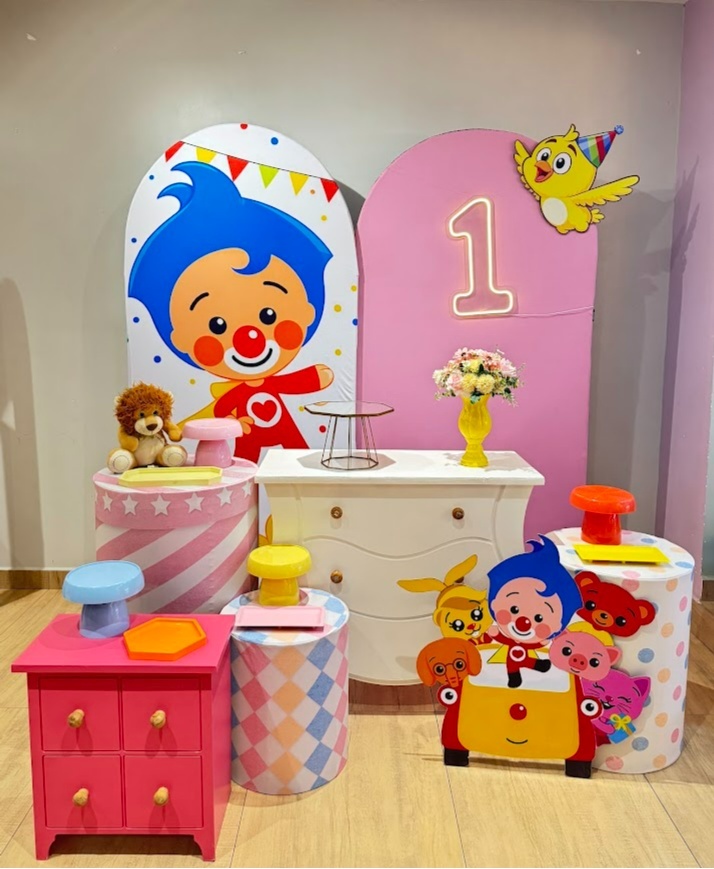Palhaço Plim Plim Heróis Kit Diamante Com Mesa Bombe E Mesa P Extra - Menina - Felicittà Festas