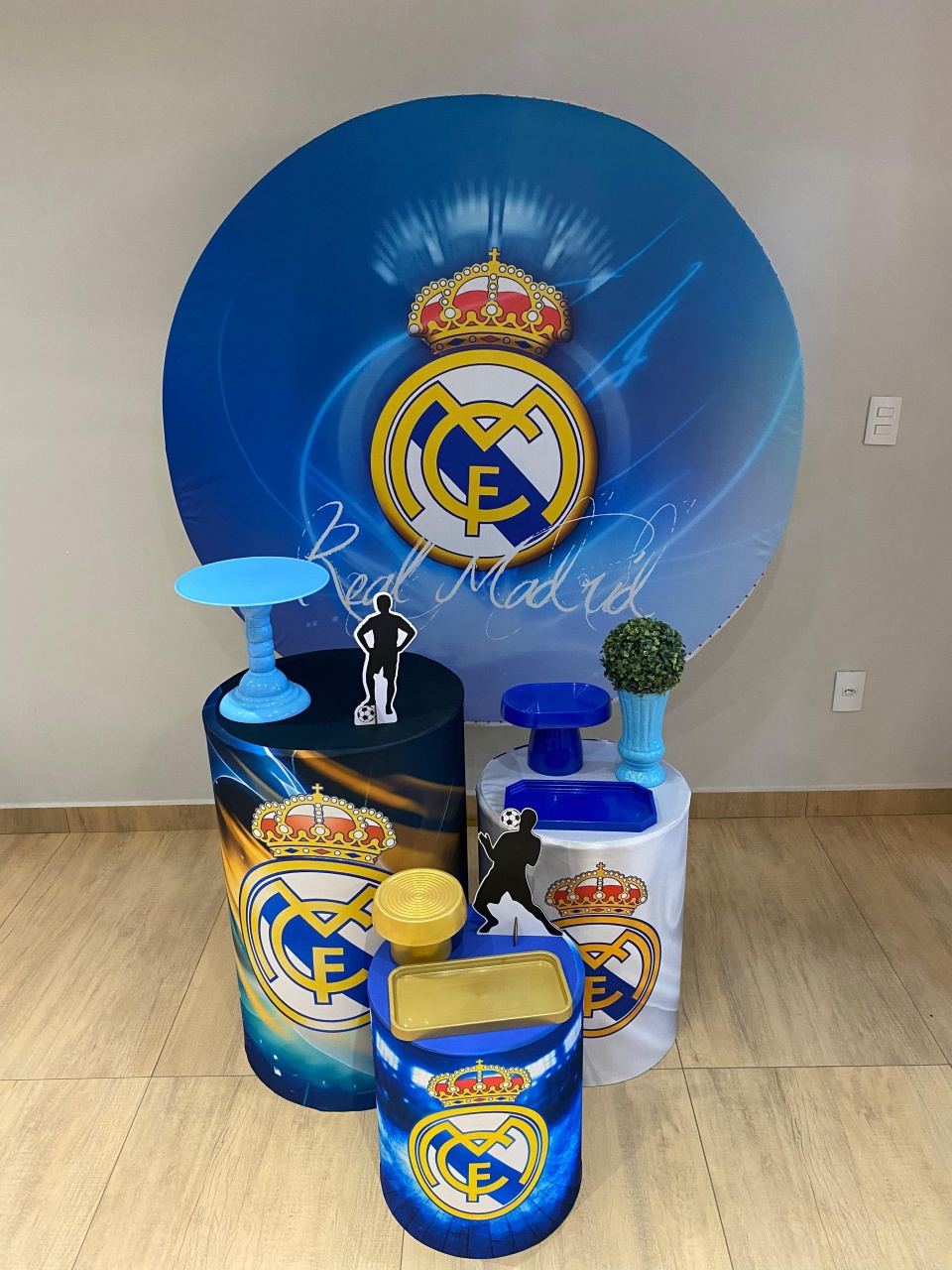 Real Madrid Kit Prata - Futebol - Felicittà Festas