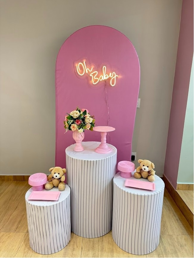 Chá de Bebê Rosa Romano Liso Prata Cilindros Ripados - Felicittà Festas