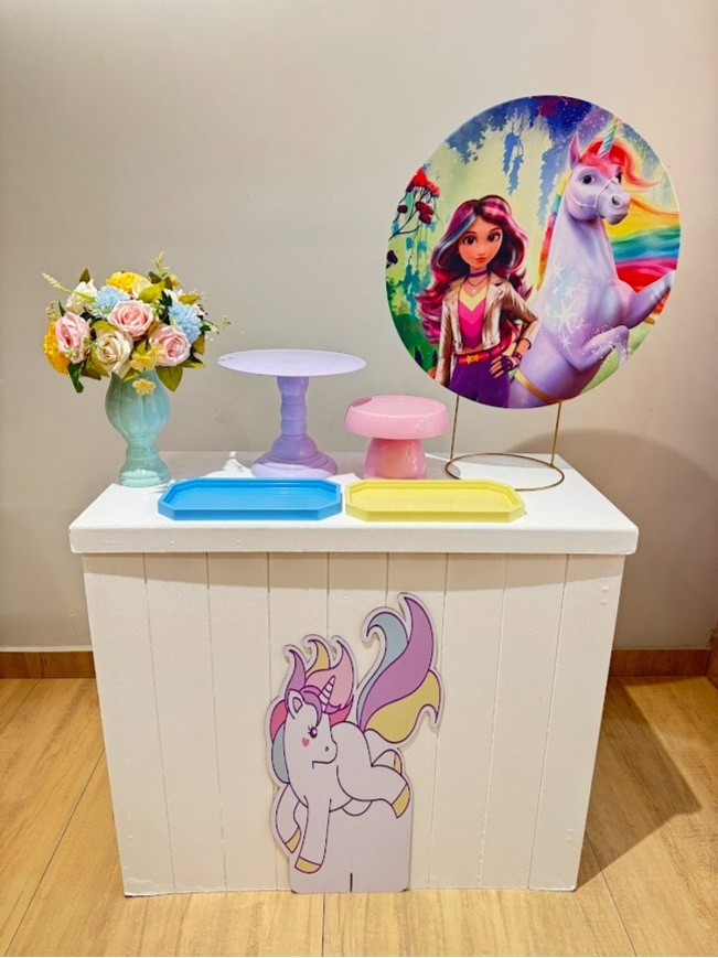 Academia Unicórnio Festa Na Mesa (Unicorn Academy) - Felicittà Festas