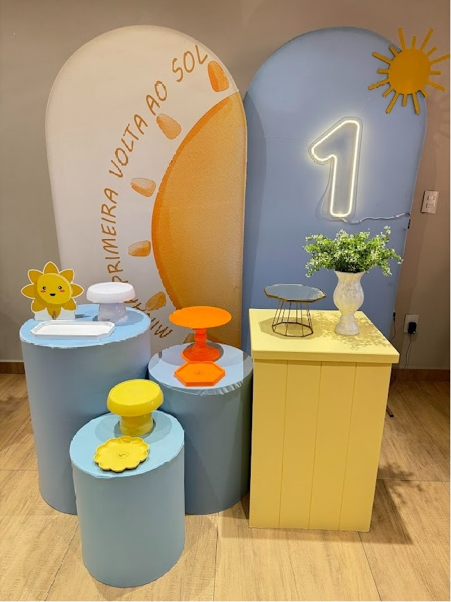 Primeira Volta Ao Sol Kit Ouro Mesa Amarela - Felicittà Festas