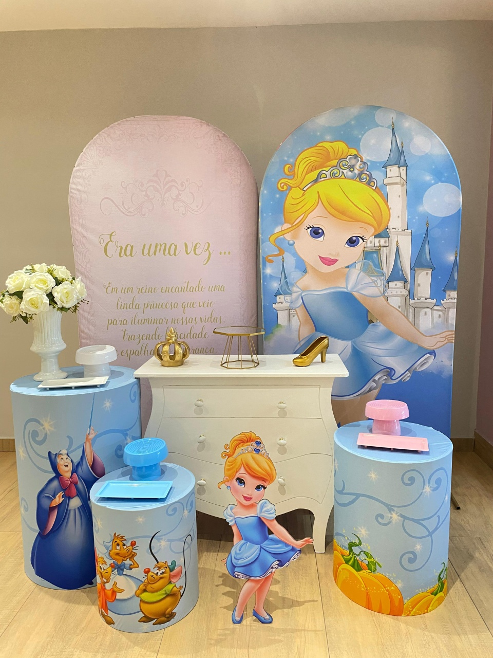 Cinderela Kit Diamante Romano Especial Display 3D  Painel "Era Uma Vez" - Felicittà Festas