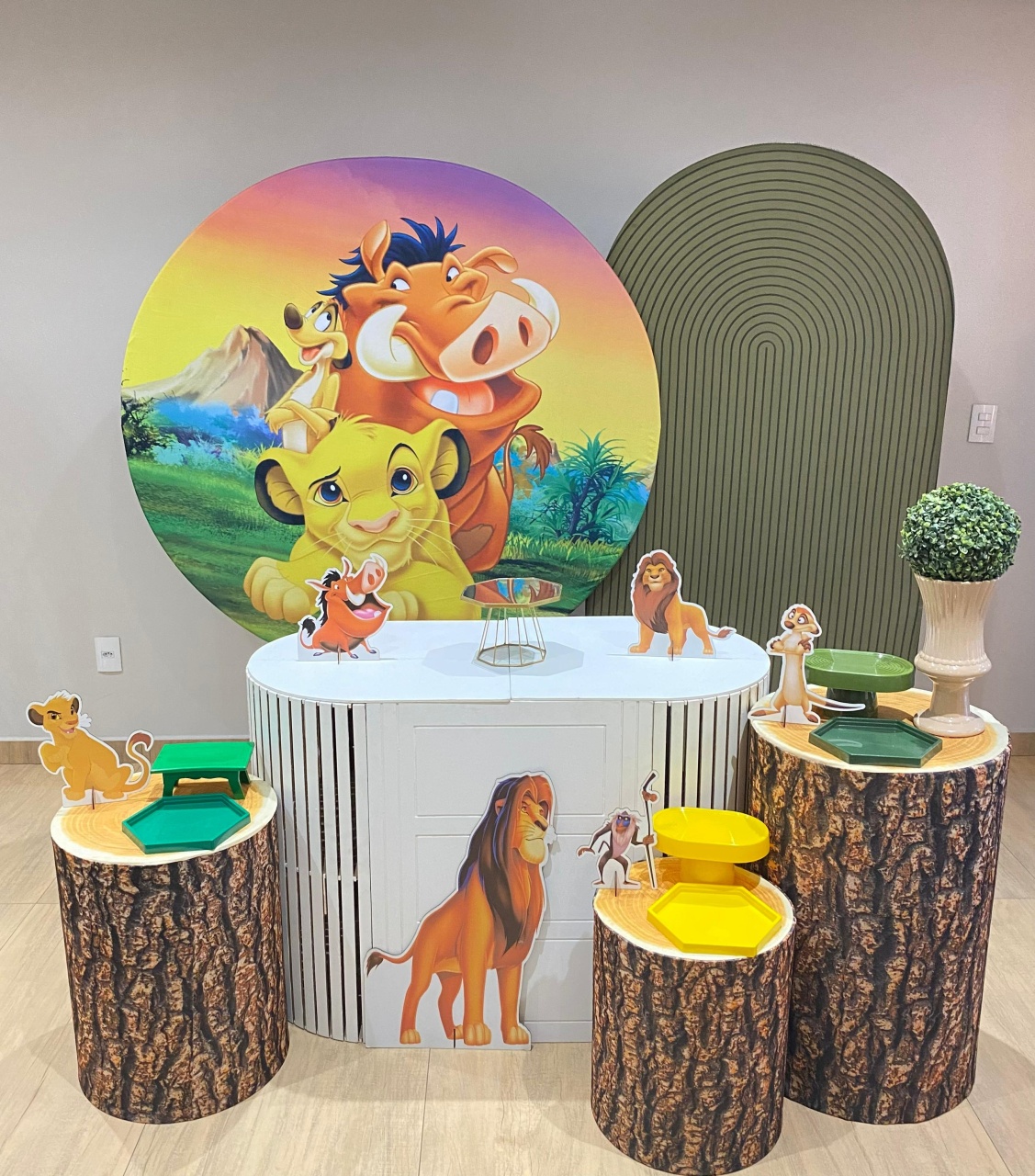 Rei Leão Diamante Com Mesa Branca - Felicittà Festas