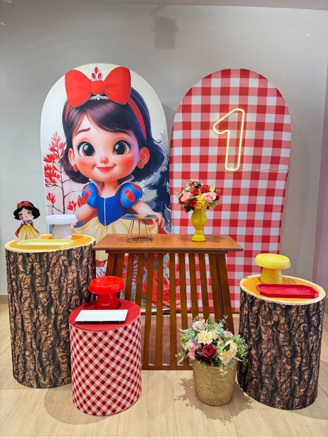 Branca de Neve Baby Kit Diamante Capa Tronco Mesa Triangulo - Felicittà Festas