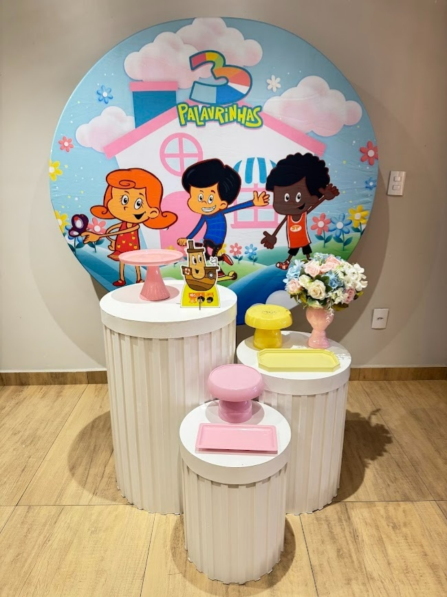 Três Palavrinhas Menina Kit Prata Com Cilindros Ripados - Felicittà Festas