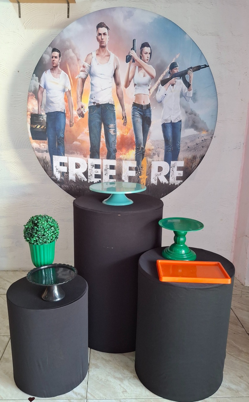 Free Fire Kit Básico - Pegue e Monte da Janaa