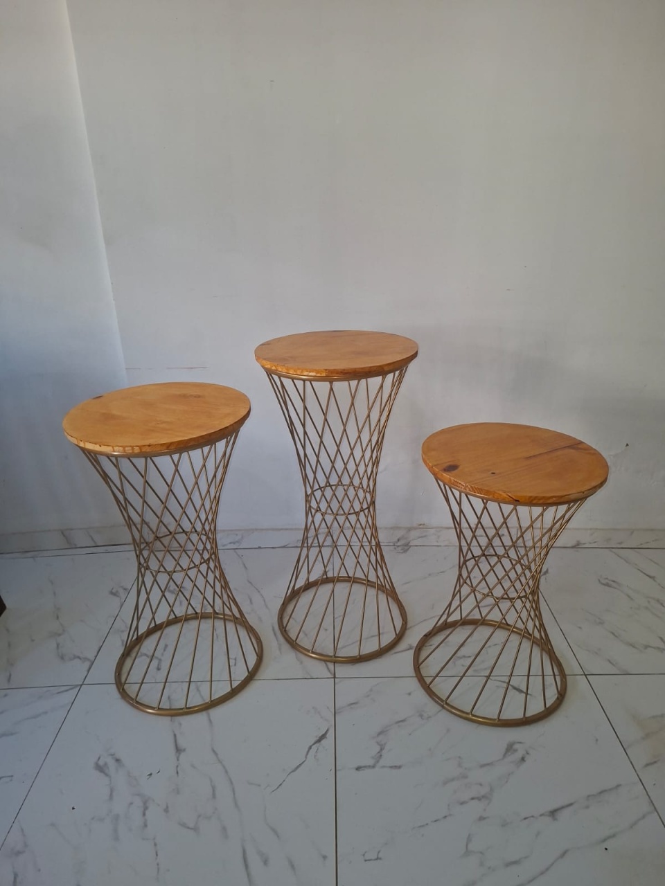 Mesa Ferro Redonda - Graciele de oliveira santos 