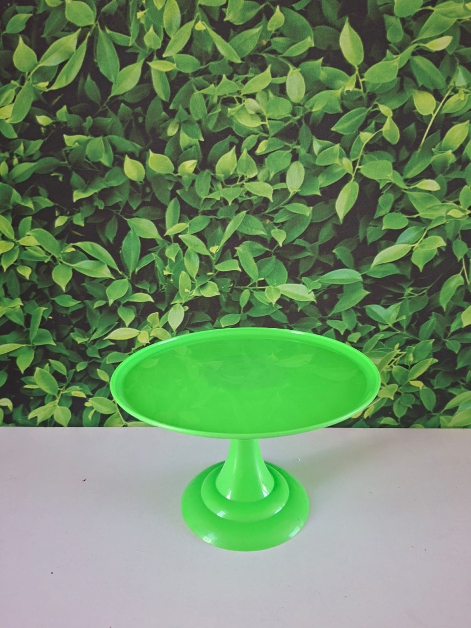 Bandejas Redonda Bolinha Verde - Graciele de oliveira santos 
