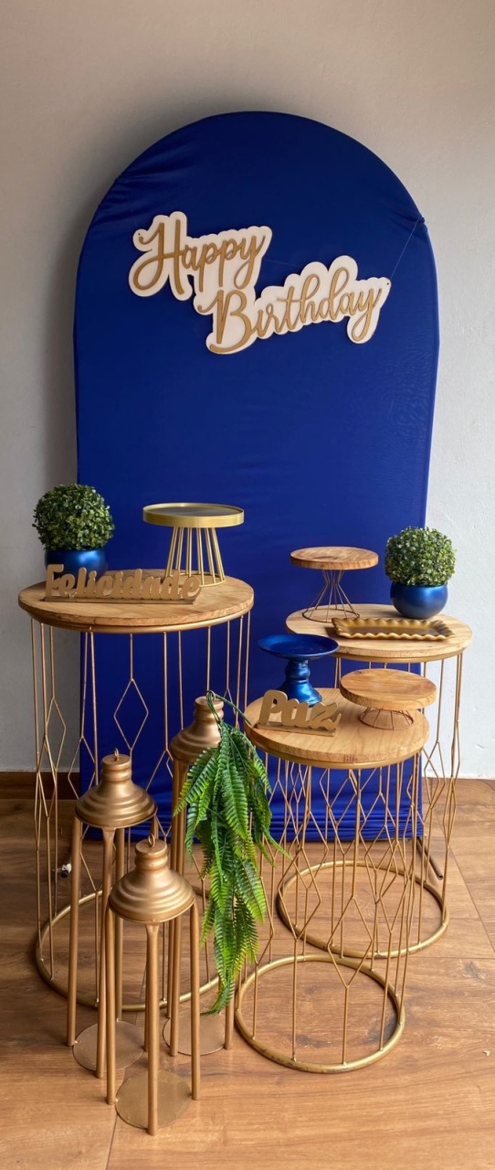 Kit Azul Com Dourado  - Pacalu Locações 