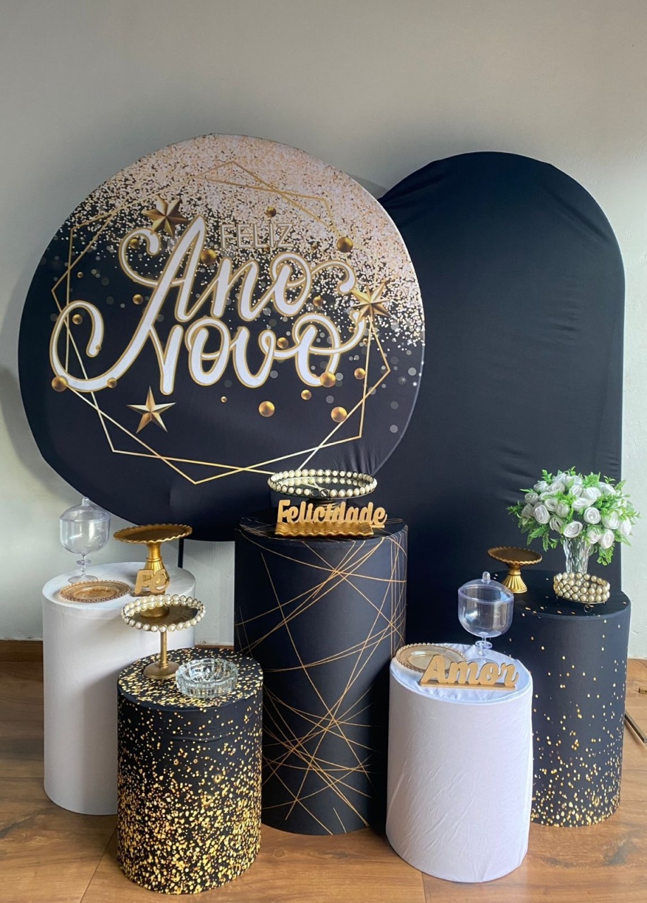 Ano Novo Birlho Dourado Com Preto - Pacalu Locações 