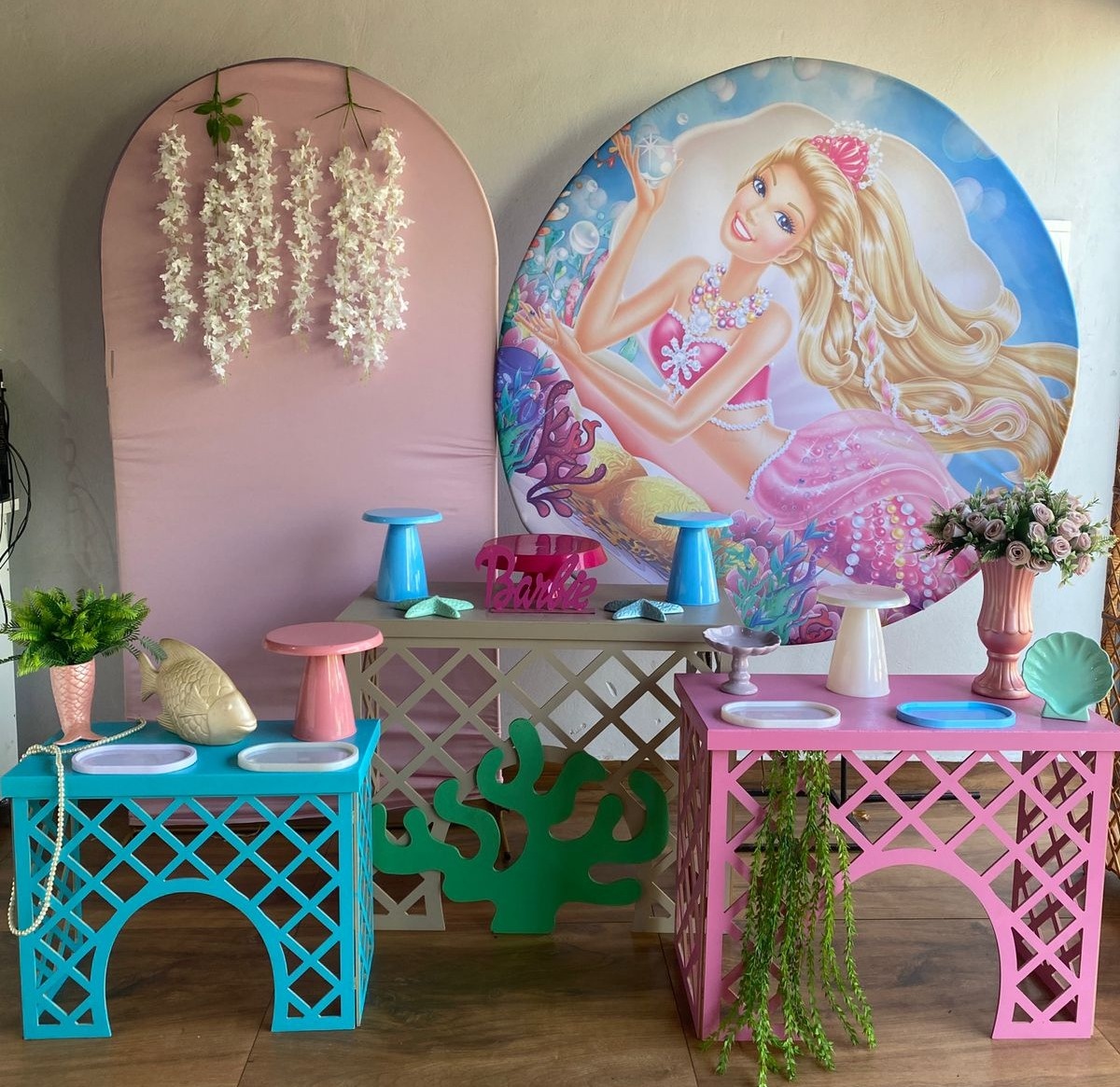 Kit Barbie Sereia  - Pacalu Locações 