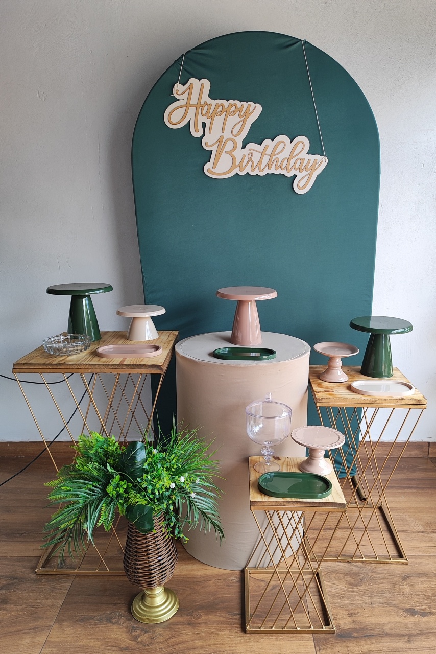 Kit Verde Adulto  - Pacalu Locações 