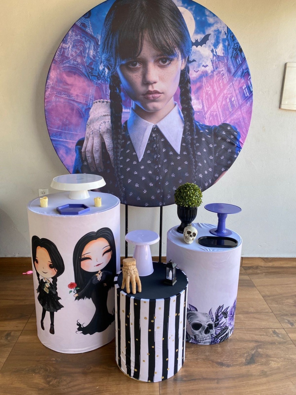 Wandinha Kit 2 - Pacalu Locações 