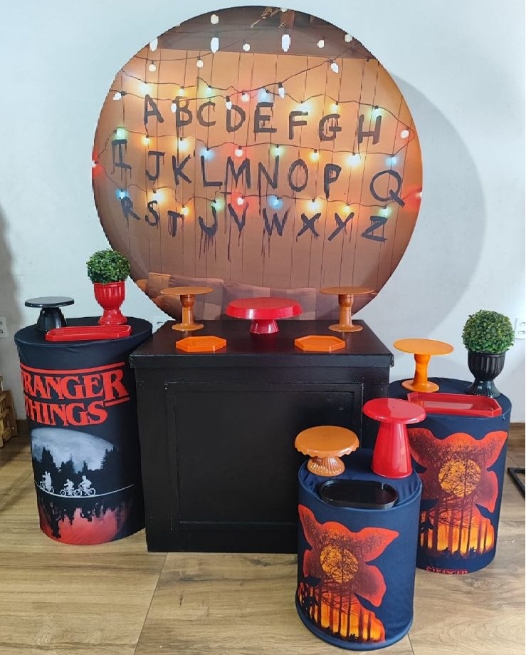 Kit Stranger Things - Pacalu Locações 