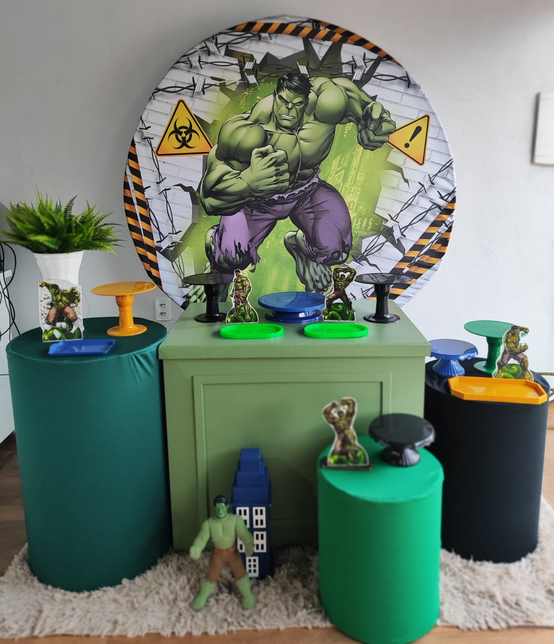 Kit Hulk - Pacalu Locações 
