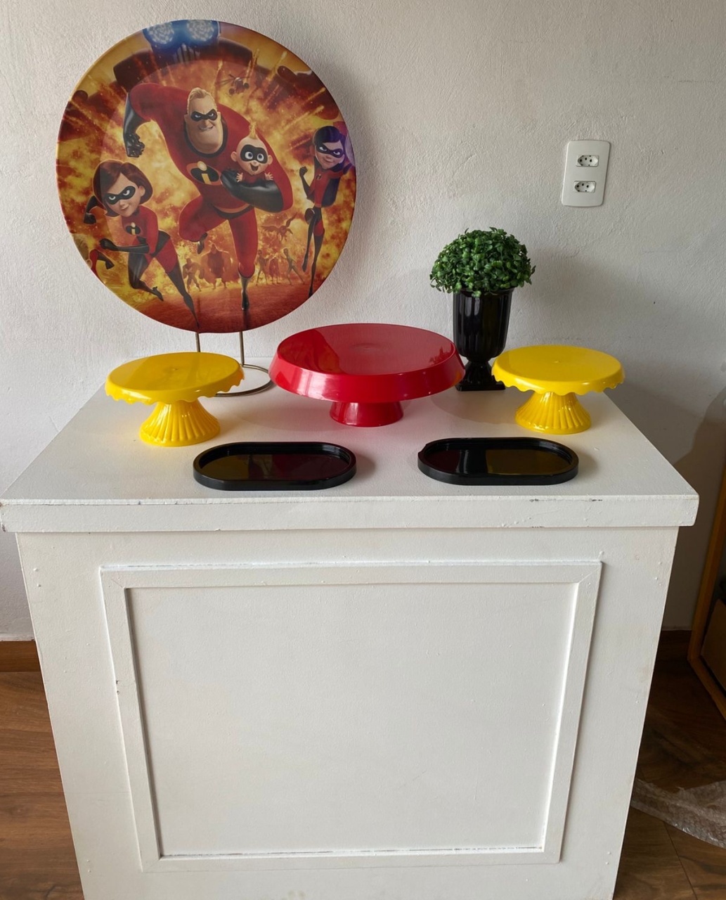 Kit Mini de Mesa Os Incríveis  - Pacalu Locações 